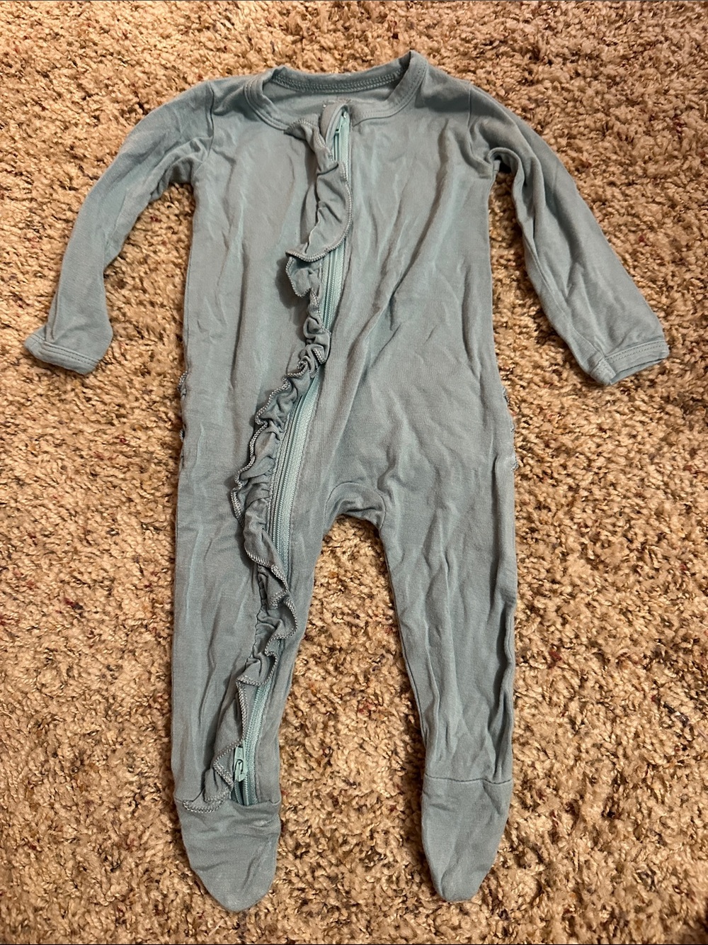 Kids Footed One-Piece Ruffle Zipper Sleepwear - Sage Green size 0-3 mos.